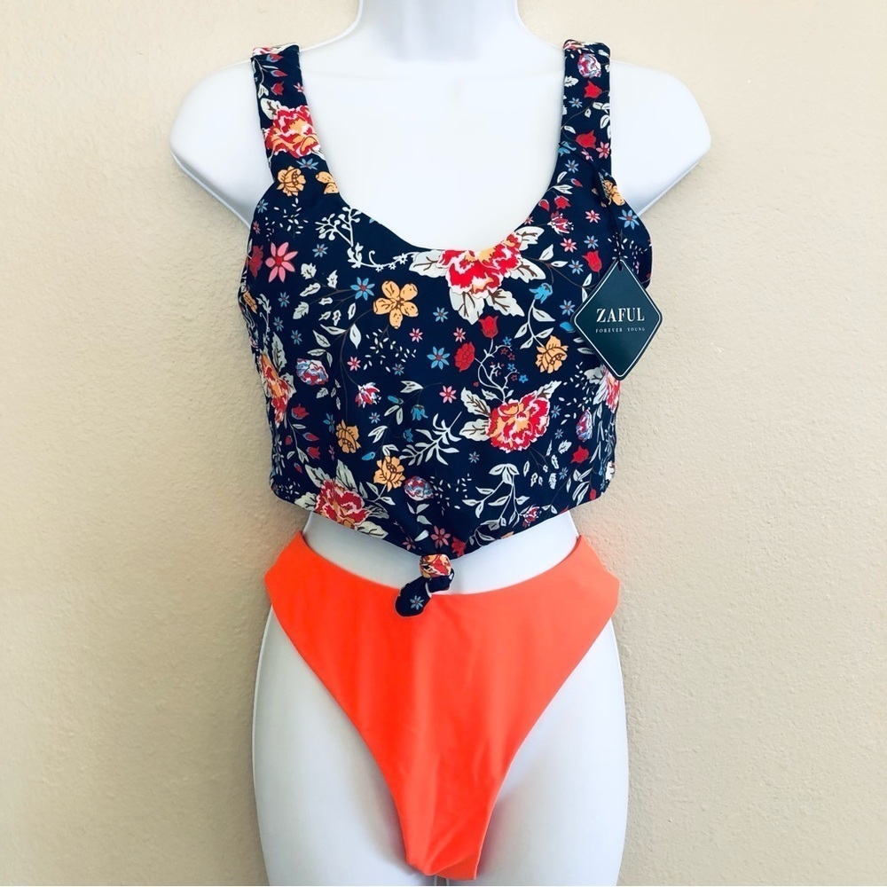 Zaful Vibrant Floral Top Scoop Neck Knotted High Cut Leg Bikini Swim Set Size M
